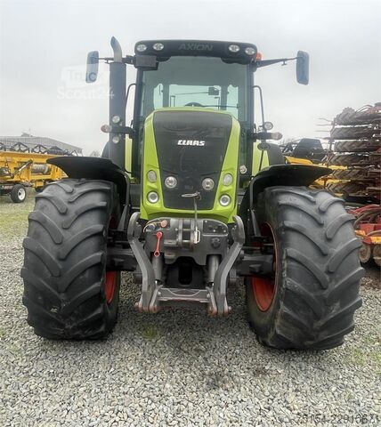 Traktor CLAAS AXION 840