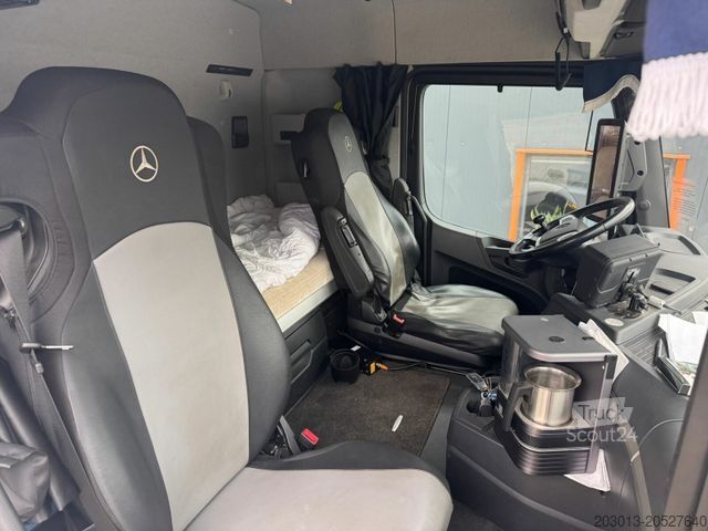 Камион с кука за контейнери MERCEDES-BENZ Arocs 3253 8x4 Abrollkipper Kran Palfinger 37002