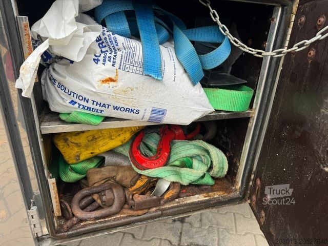 Камион с кука за контейнери MERCEDES-BENZ Arocs 3253 8x4 Abrollkipper Kran Palfinger 37002