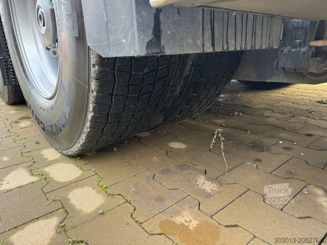 Haakarm vrachtwagen MERCEDES-BENZ Arocs 3253 8x4 Abrollkipper Kran Palfinger 37002