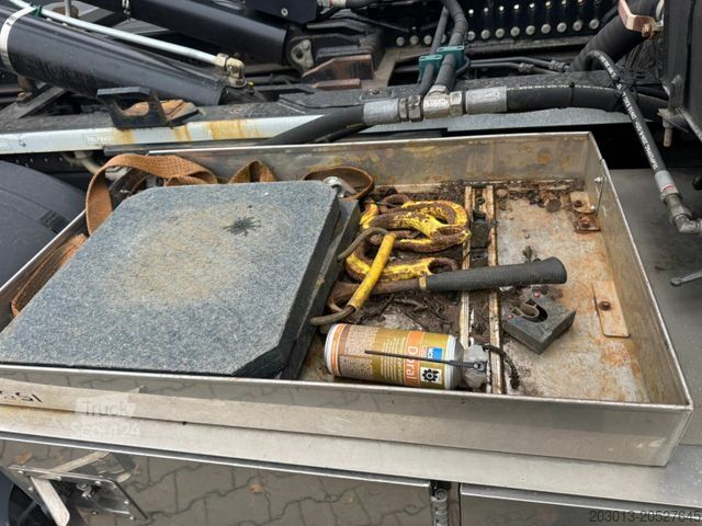 Teherautóra szerelt daru MERCEDES-BENZ Arocs 3253 8x4 Abrollkipper Kran Palfinger 37002