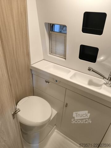 Husbil Fiat Ducato Weinsberg Carabus 2024 | manuales | Techo elevable