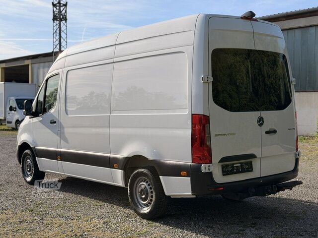 Furgão de caixa alta e longa distância entre eixos Mercedes-Benz Sprinter 319 L2H2 V6 3,0L AHK-3,5T Kamer