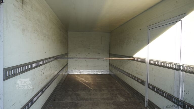 Transportér s kufrom Mercedes-Benz Atego 816 Koffer mit LBW