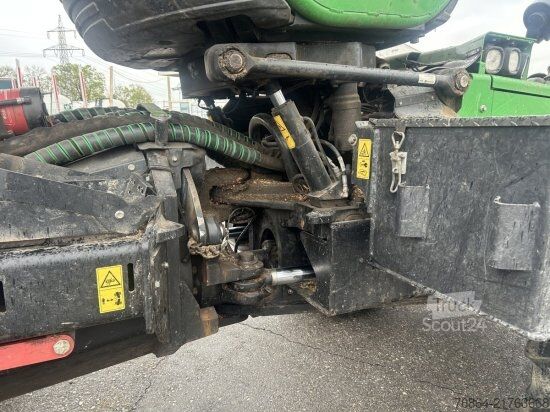 Lesnícke vozidlo JOHN DEERE 1270G HARVESTER 8X8