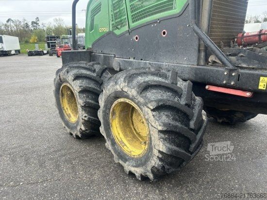 Lesnícke vozidlo JOHN DEERE 1270G HARVESTER 8X8