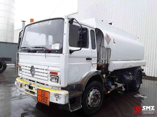 Camion-citerne Renault Midliner 210