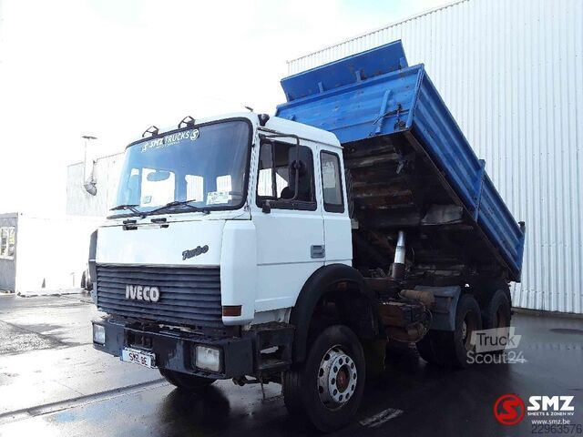 Kipper Iveco 330.36