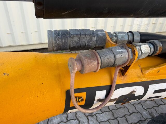 Mini-pelle JCB 8008 CTS / 2021 BJ / 733 H / 2 x Löffel