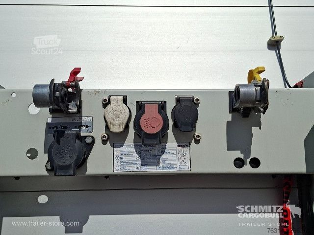 Semi-remorque bâchée Schmitz Cargobull Curtainsider Mega Getränke