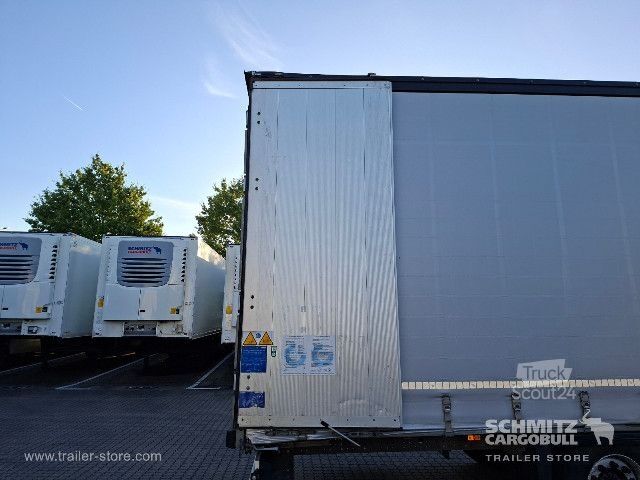 Semi-remorque bâchée Schmitz Cargobull Curtainsider Mega Getränke