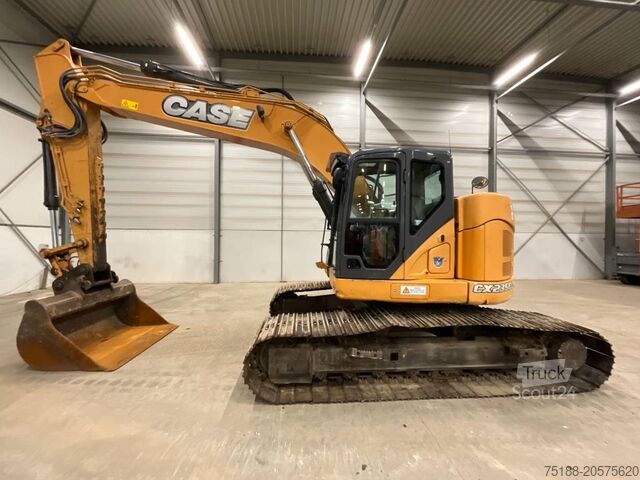 Escavatore cingolato CASE CX 235 C SR