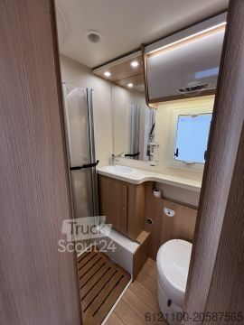 Teilintegriertes Wohnmobil Forster T 699 EB Hubbett - Markise - Fahrradtr.