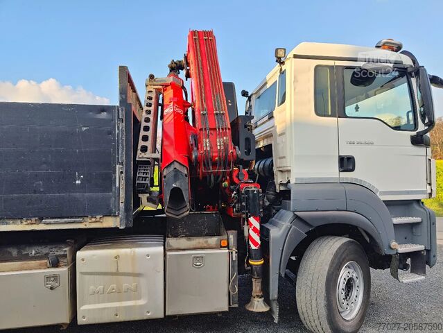 Ribaltabile con gru MAN Tridem 8x4 Euro6 Kipper Kraan Fassi F365