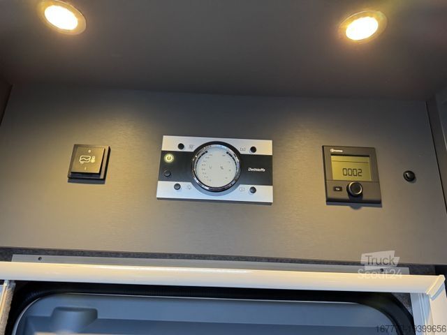 Integruota kemperis DETHLEFFS Trend I 7057 EB