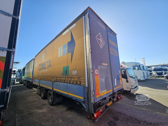 Camion cu platformă și prelată Iveco Stralis AT260S46 Y/PS