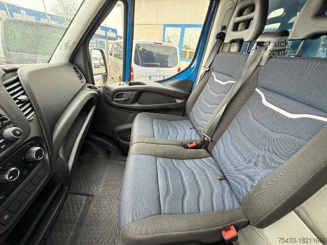 Sonderausbau-Transporter IVECO DAILY 35C16H BOX