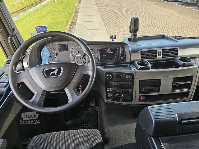 Remorque à plate-forme M.A.N. 26.420 TGS 6X2/4 ADR AT 285TKM