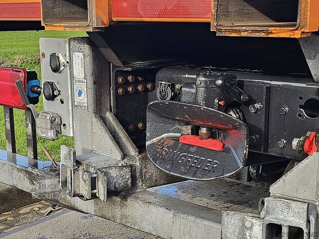 Remorque à plate-forme M.A.N. 26.420 TGS 6X2/4 ADR AT 285TKM