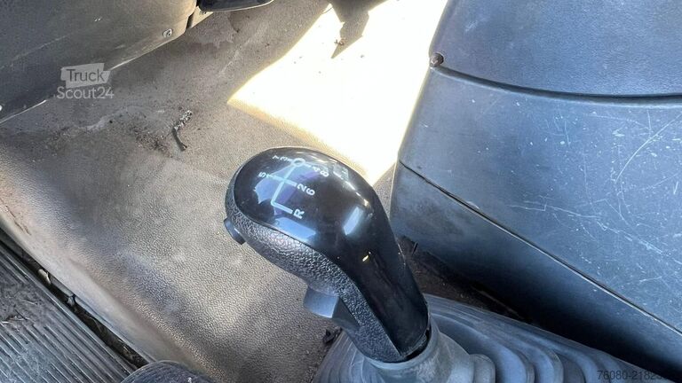 Контейнерні перевезення MAN TGA 26.310 (POMPE MANUELLE / MANUAL PUMP / 6X2 ...