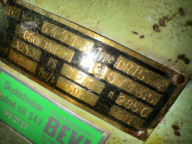 Lenske & Varjaski Nutzfahrzeuge GmbH Lenske & Varjaski Nutzfahrzeuge GmbH Lenske & Varjaski Nutzfahrzeuge GmbH