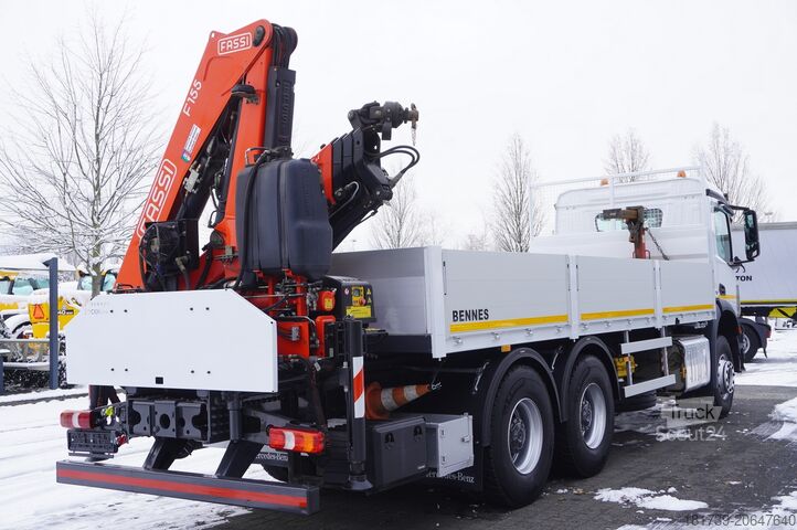 Платформа з краном Mercedes-Benz Arocs 2633 flatbed truck / Crane FASSI
