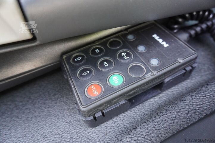 Platforma ar celtni MAN TGS 26.360 Flatbed / Fassi F175 7.7 T /