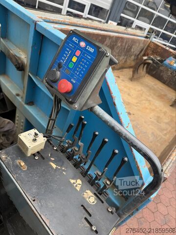 Nosturilla varustettu kippivaunu MAN TGS 26.320 6X2-4/ HMF 1643 Z CRANE/