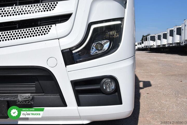 Standardní tahač MERCEDES-BENZ Actros 5 1845 BigSpace