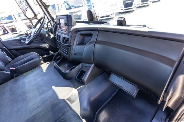 Система крюкообразных рычагов IVECO X-WAY 460
