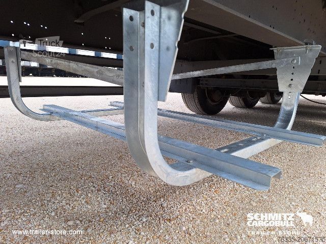 Atvira puspriekabė su tentu Schmitz Cargobull Curtainsider Mega