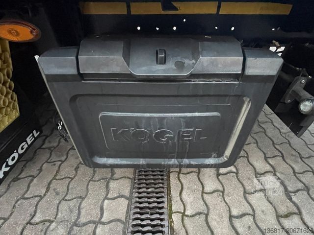 Darba platformas puspiekabe KÖGEL SN24 Plattform Plateau Mega Liftachse Überbreite