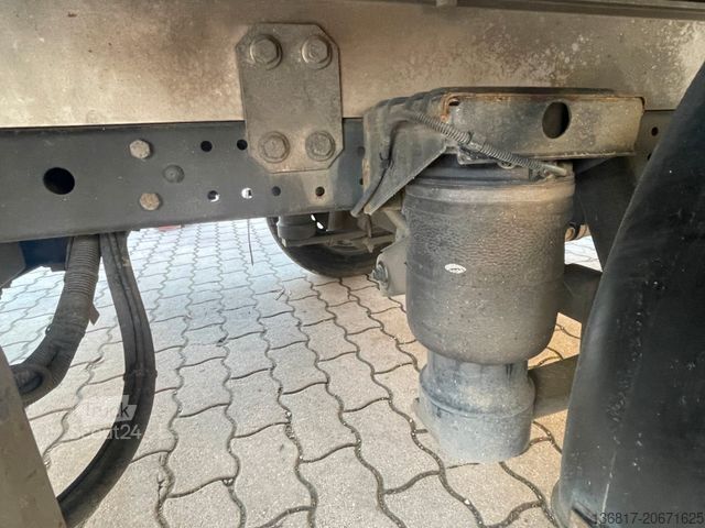 Skåpbil IVECO Daily S 35-160 Koffer LBW Luftfed. KAM 3-Sitze