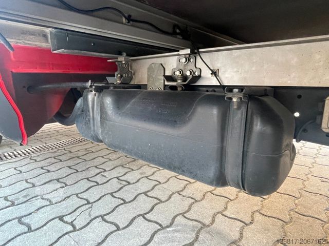 Skåpbil IVECO Daily S 35-160 Koffer LBW Luftfed. KAM 3-Sitze