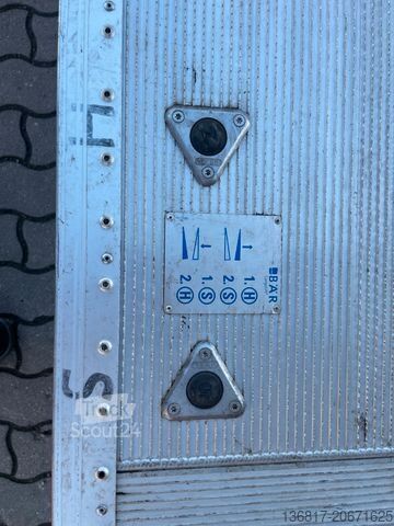 Skåpbil IVECO Daily S 35-160 Koffer LBW Luftfed. KAM 3-Sitze