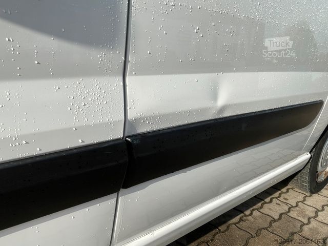 Skåpbil PEUGEOT Expert Kasten L2H1 Kasten Avantage 2,0 Ltr.-94kW