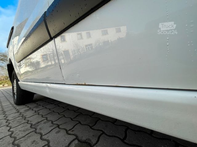 Skåpbil PEUGEOT Expert Kasten L2H1 Kasten Avantage 2,0 Ltr.-94kW