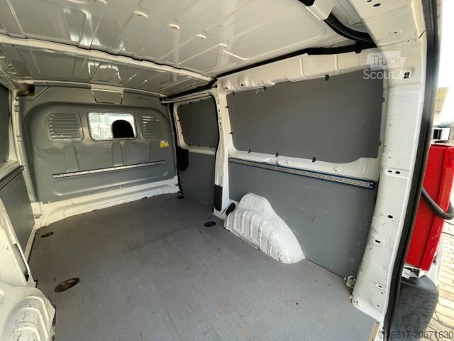 Skåpbil PEUGEOT Expert Kasten L2H1 Kasten Avantage 2,0 Ltr.-94kW