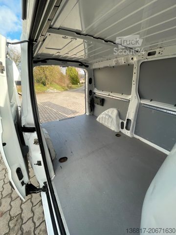 Skåpbil PEUGEOT Expert Kasten L2H1 Kasten Avantage 2,0 Ltr.-94kW