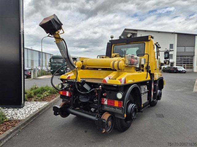 Φορτηγό ειδικού σκοπού MERCEDES-BENZ Unimog U400 4x4 Zweiwege ZAGRO 800t/52 Achsen