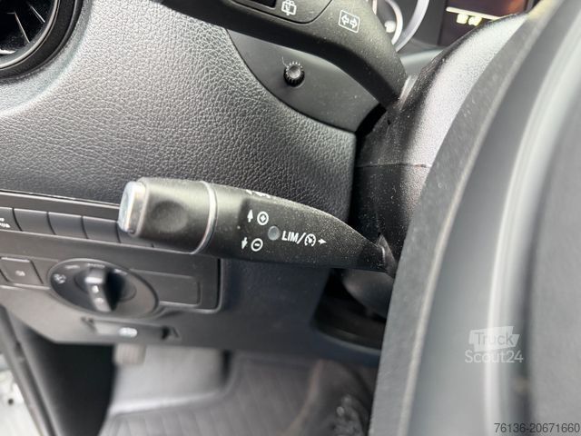 Minibuss MERCEDES-BENZ Vito Tourer 114 CDI Automatik 9 Sitzer Klima LED