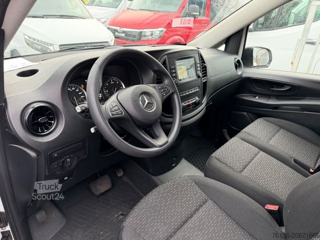Minibuss MERCEDES-BENZ Vito Tourer 114 CDI Automatik 9 Sitzer Klima LED