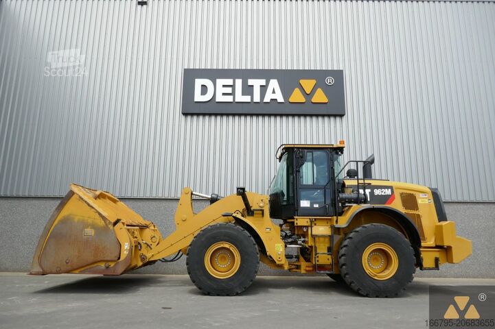 رافعة شوكية Caterpillar 962M