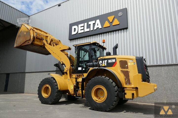 رافعة شوكية Caterpillar 962M