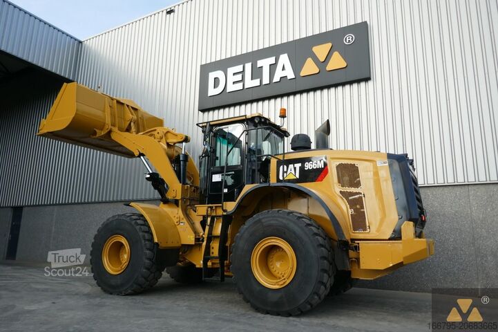 رافعة شوكية Caterpillar 966M