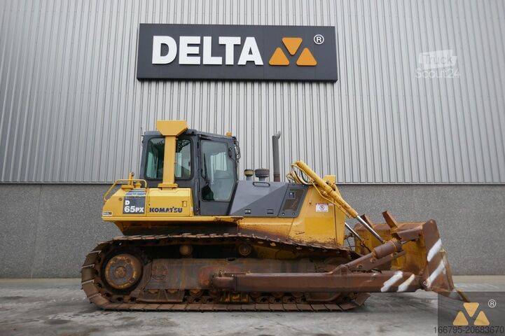 جرافة Komatsu D65PX-15EO