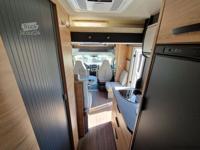 Полуинтегриран кемпер KNAUS L!VE WAVE 650 MEG  BLACK SELECTION