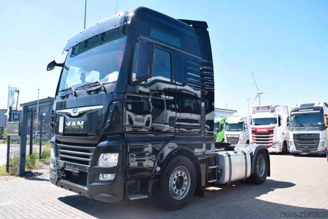 Standardni vlačilec MAN TGX 18.500 2 Tanks 1160L Retarder ACC Standklima