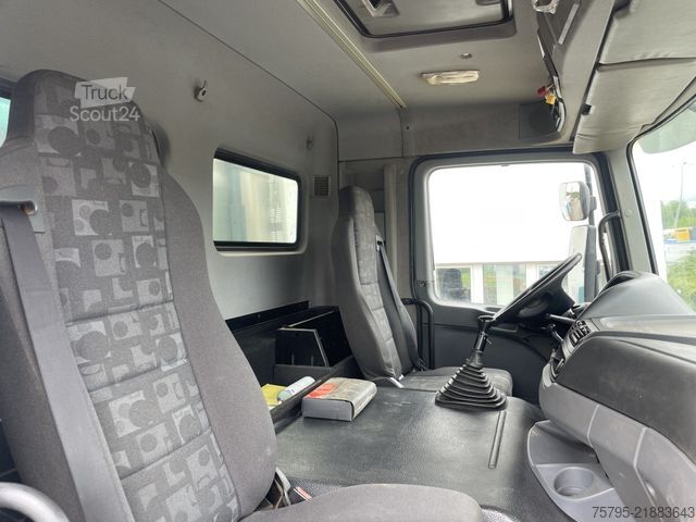 Camion benne MERCEDES-BENZ Actros 4141 8x6 4 Achs Muldenkipper Meiller 17m³