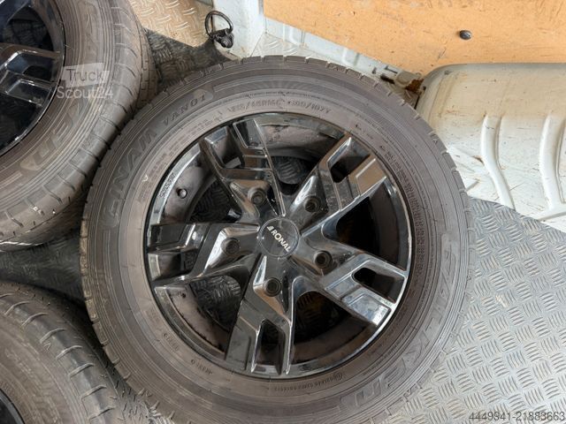 Slēgtais furgons FORD Transit Custom 290 L2*8-fach*Alu*Dachträger